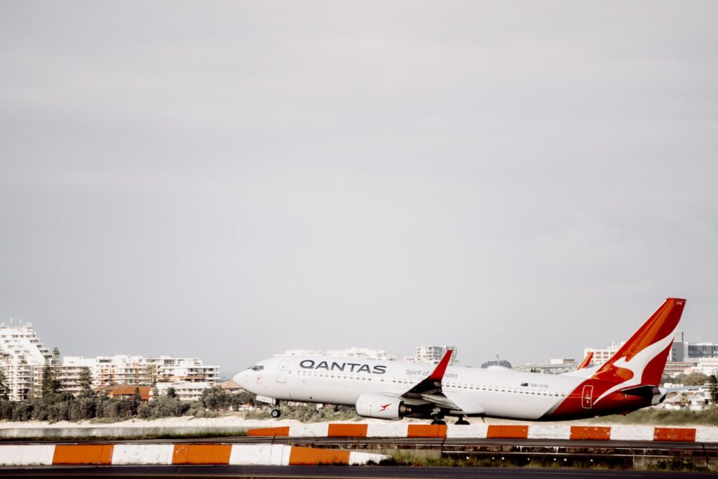 Qantas Hire Back! 